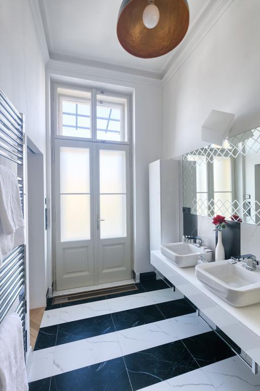 Grand Central Residence By Tkc Prague