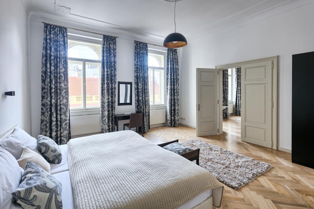 Grand Central Residence By Tkc Prague